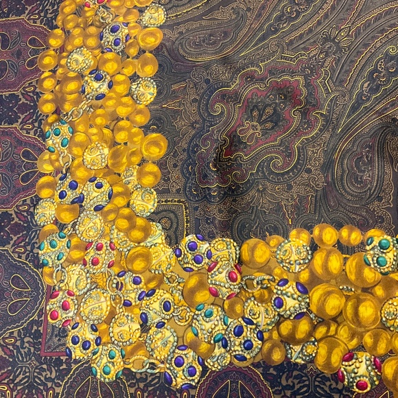 CHANEL BROWN / BURGUNDY / GOLD MULTI JEWEL PRINT SQUARE SILK TWILL SCARF - Picture 6 of 7